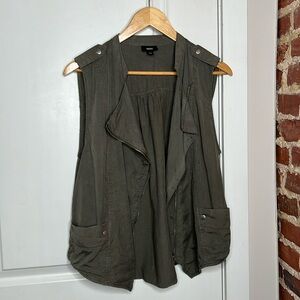 MILITARY INSPIRED VEST